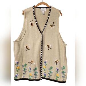 The Quacker Factory Bee Embroidered Beige Vest NWOT 2X